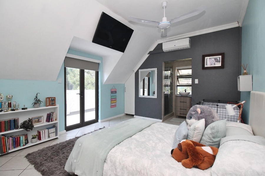 5 Bedroom Property for Sale in High Riding Country Estate Western Cape